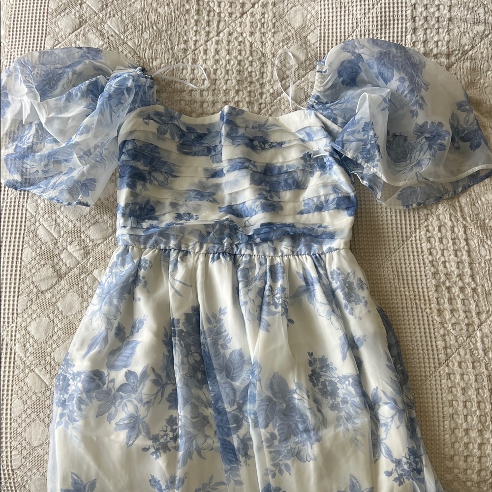 Abercrombie & Fitch Emerson Angel Sleeve Dress